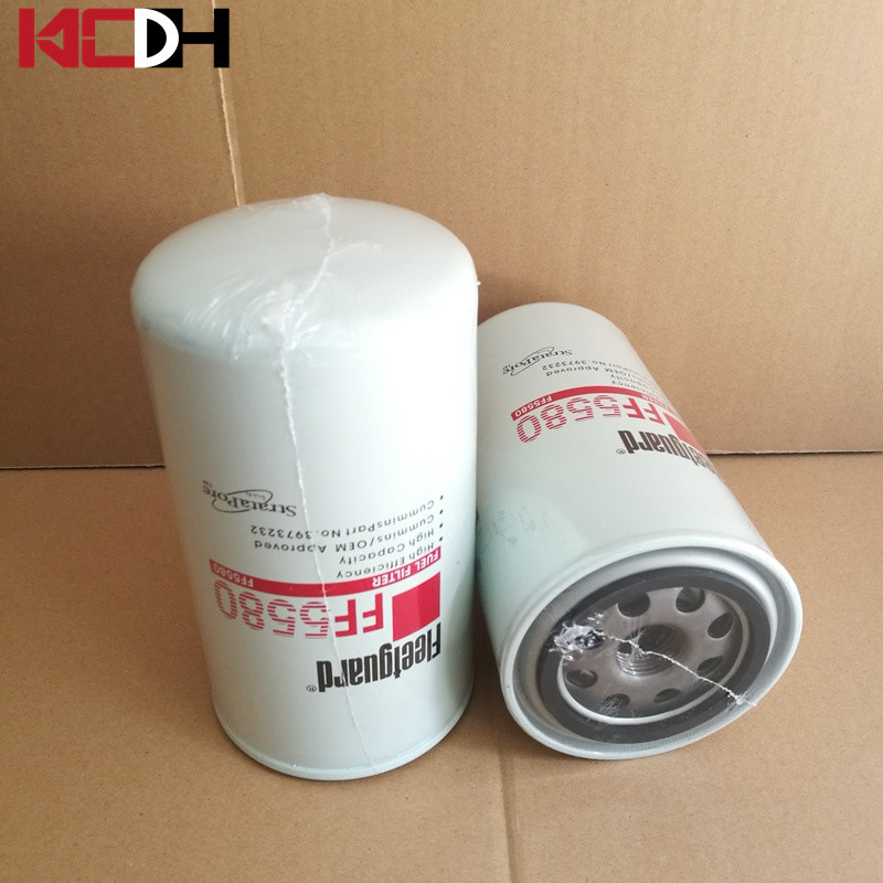 Excavator Engine Parts Fleetguard Diesel Filter Fuel Filter 3973232 FF5580
