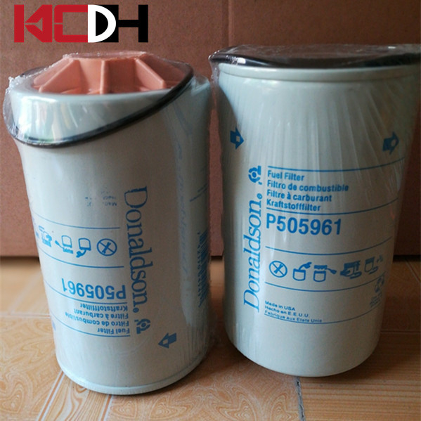 Excavator Engine Spare Parts  Diesel Element Fuel Filter P505961
